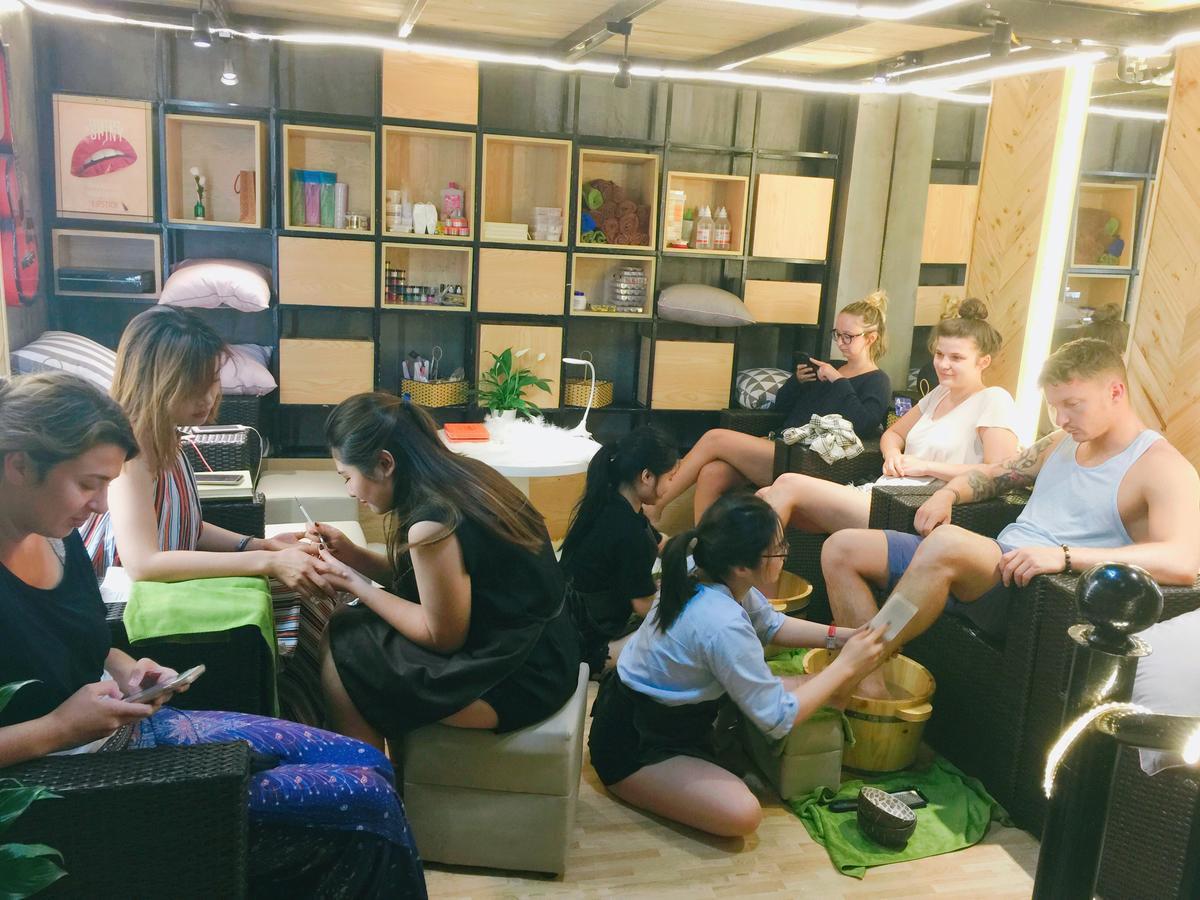 Golden Snake Hostel Ханой Экстерьер фото